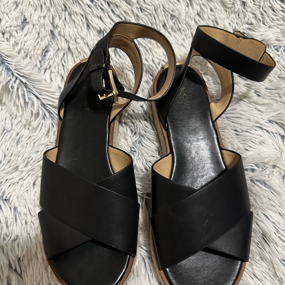 Michael Kors shoes - Picture 3 of 5